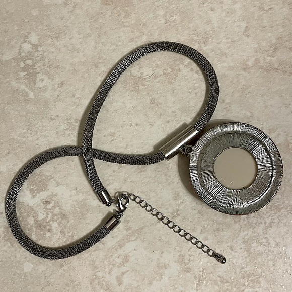 Medallion Necklace - Picture 4 of 6